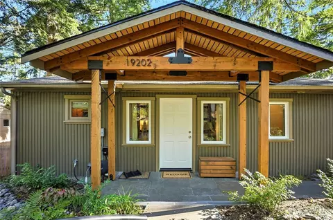 19202 12th Ave NE, Shoreline, WA 98155