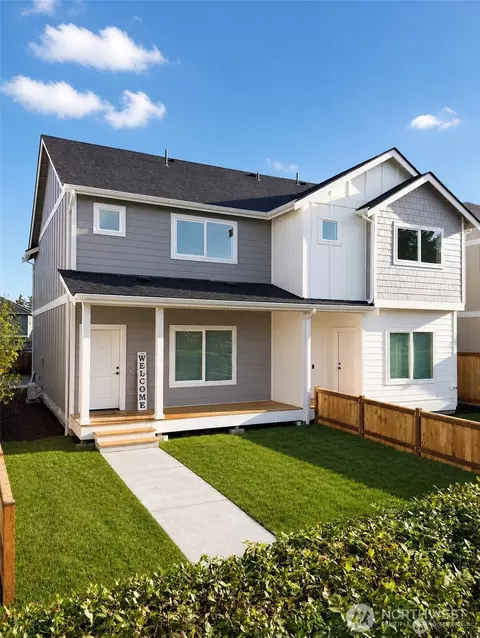4749 Court R, Tacoma, WA 98404