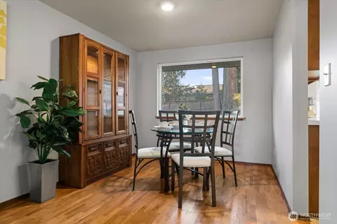 Dining - 10523 NE 197th St, Bothell, WA 98011 photo 1 of 1