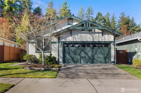 4851 Bend Dr NE, Lacey, WA 98516