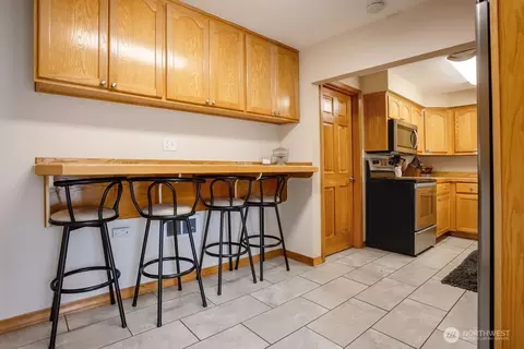 Kitchen - 275 28th Ave, Longview, WA 98632 photo 1 of 3