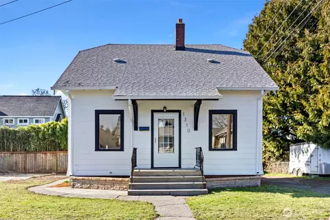 1310 S Pine St, Tacoma, WA 98405