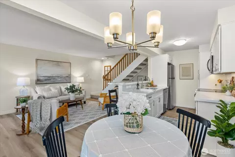 Dining - 410 214th St SW #B, Bothell, WA 98021 photo 3 of 3
