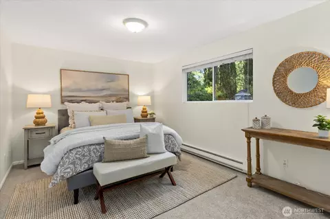 Bedroom - 410 214th St SW #B, Bothell, WA 98021 photo 1 of 3