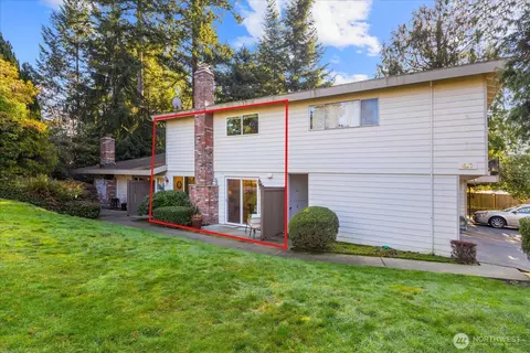 Exterior - 410 214th St SW #B, Bothell, WA 98021 photo 6 of 7