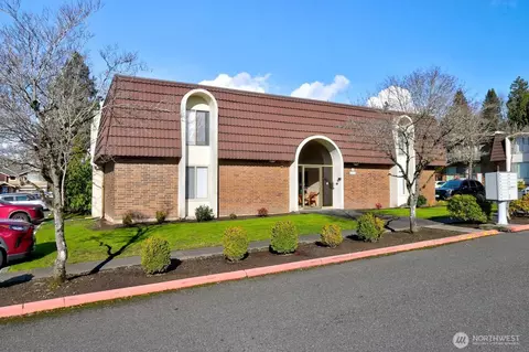 11112 NE 68th St #314, Kirkland, WA 98033