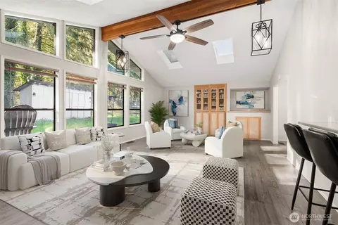 725 W Wyandotte Ave, Shelton, WA 98584