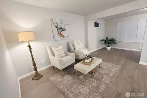 Living - 1910 75th St SE #2E, Everett, WA 98203 photo 1 of 1