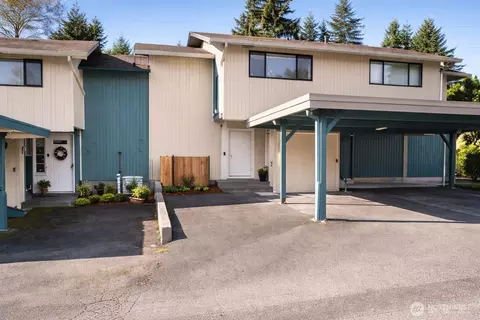 1910 75th St SE #2E, Everett, WA 98203