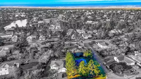 199 Wishkah St SW, Ocean Shores, WA 98569