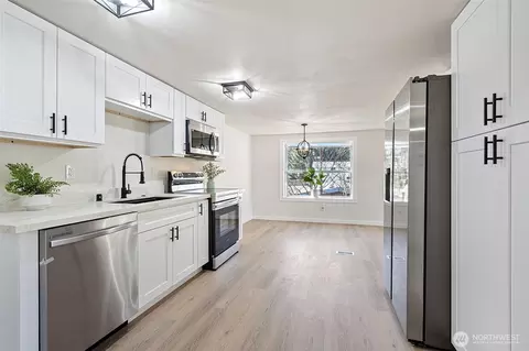 12816 Ridge Cir E, Bonney Lake, WA 98391 photo 11