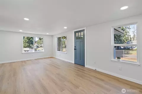 12816 Ridge Cir E, Bonney Lake, WA 98391 photo 6