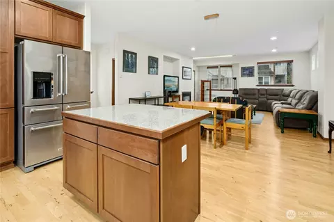 Kitchen - 427 120th St SE, Everett, WA 98208 photo 5 of 5