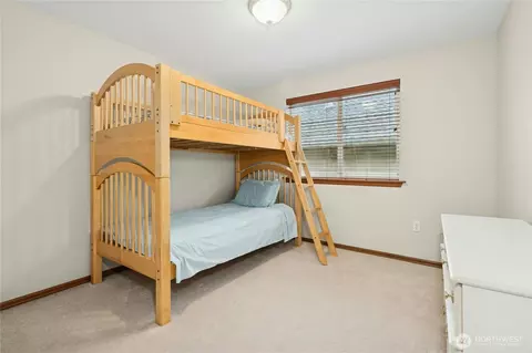 Bedroom - 427 120th St SE, Everett, WA 98208 photo 8 of 8