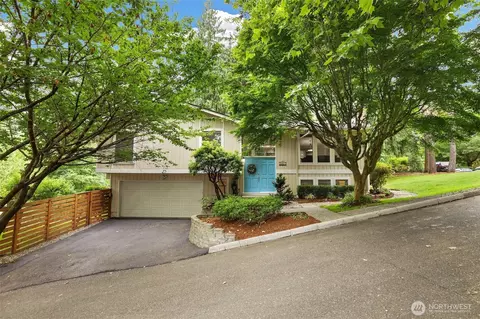 10435 NE 135th Pl, Kirkland, WA 98034