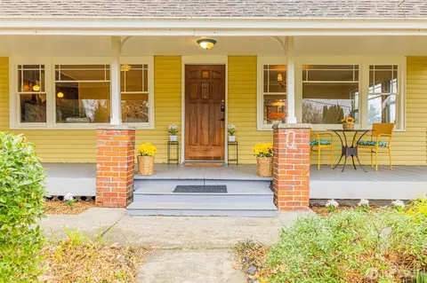 905 Avenue A, Snohomish, WA 98290