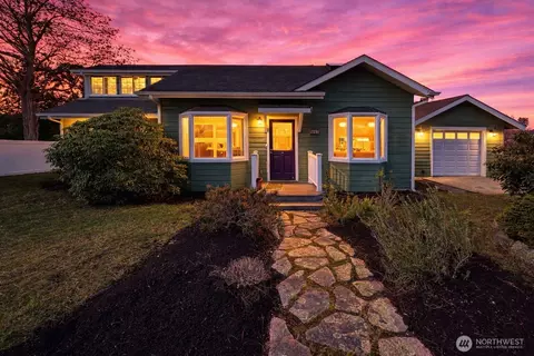 847 Argyle Ave, Friday Harbor, WA 98250
