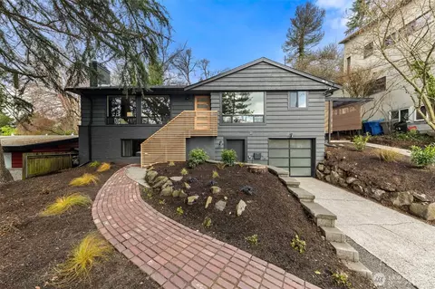 2604 NE 82nd St, Seattle, WA 98115