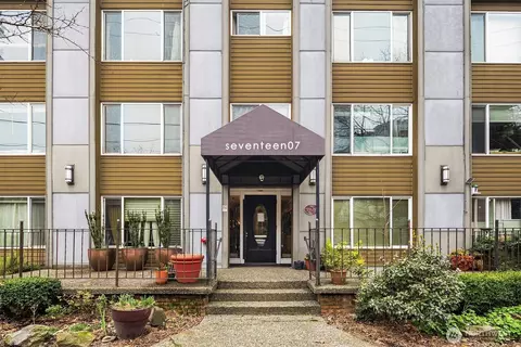1707 Boylston Ave #206, Seattle, WA 98122