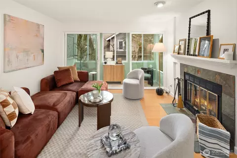 5901 Phinney Ave N #206, Seattle, WA 98103