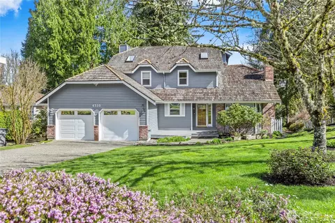 4310 209th Ave NE, Sammamish, WA 98074