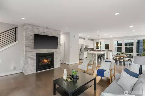 Living - 9608 NE 182nd Ct #A, Bothell, WA 98011 photo 1 of 1