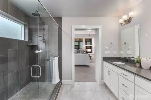 Bath - 9608 NE 182nd Ct #A, Bothell, WA 98011 photo 1 of 4