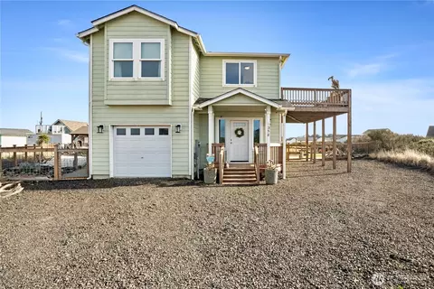 1358 Delta Ct SW, Ocean Shores, WA 98569