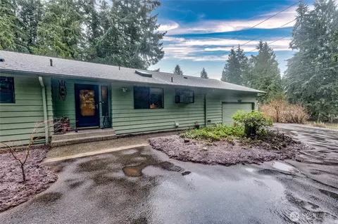 Exterior - 4617 200th St SE, Bothell, WA 98012 photo 2 of 10