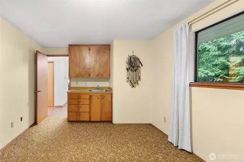 Bedroom - 4617 200th St SE, Bothell, WA 98012 photo 2 of 8