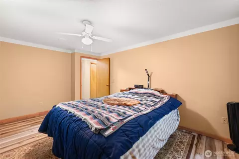 Bedroom - 4617 200th St SE, Bothell, WA 98012 photo 6 of 8