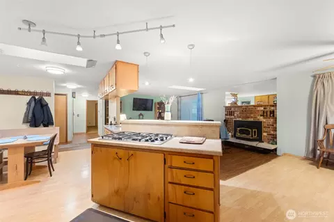 Kitchen - 4617 200th St SE, Bothell, WA 98012 photo 4 of 7