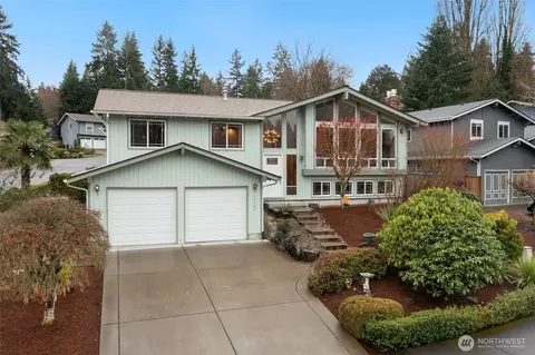 16543 NE 46th St, Redmond, WA 98052