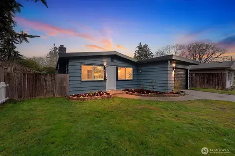 6609 Avondale Rd SW, Lakewood, WA 98499