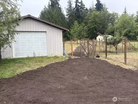 402 Parrish Rd, Sequim, WA 98382 photo 2