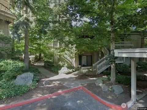1380 Bellevue Way NE #8, Bellevue, WA 98004