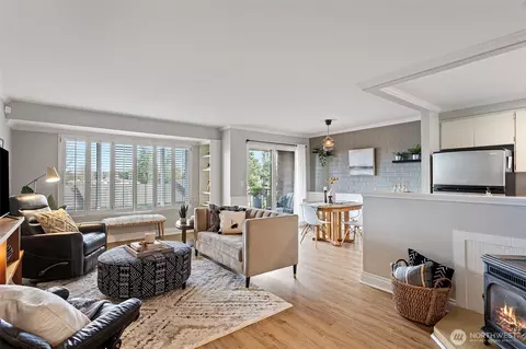 10643 Glen Acres Dr S #10643, Seattle, WA 98168