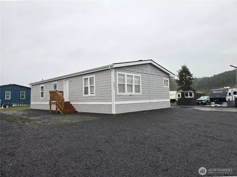 151 Nix Ln, Centralia, WA 98531