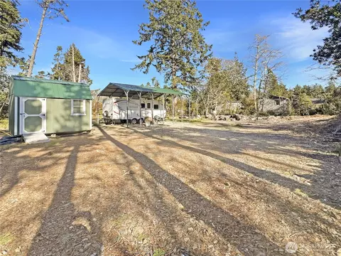 28010 Vernon Ave, Ocean Park, WA 98640