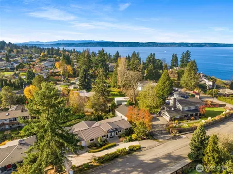 View/Area - 4724 Gardner Ave, Everett, WA 98203 photo 3 of 4