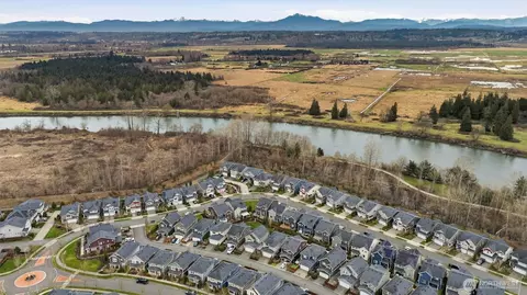 View/Area - 4419 31st Ave SE, Everett, WA 98203 photo 4 of 5