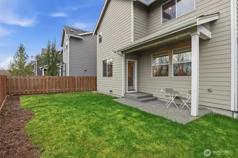 Exterior - 4419 31st Ave SE, Everett, WA 98203 photo 3 of 6