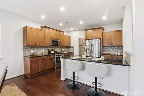 Kitchen - 4419 31st Ave SE, Everett, WA 98203 photo 2 of 5