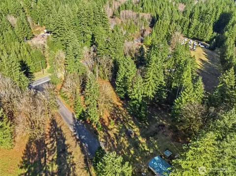 158 Windsock Rd, Ariel, WA 98603 photo 2