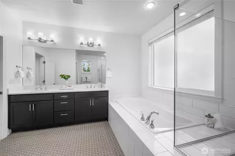 Bath - 17 232nd Pl SE, Bothell, WA 98021 photo 3 of 4