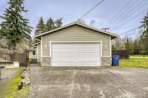 13421 Des Moines Memorial Dr S, Burien, WA 98168