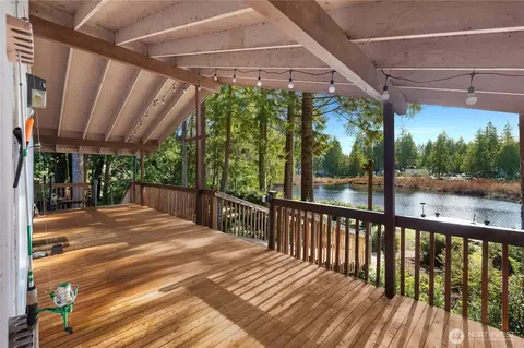 2520 E Saint Andrews Dr N, Shelton, WA 98584