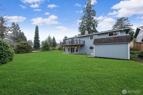 Exterior - 9029 Eastview Ave, Everett, WA 98208 photo 7 of 8