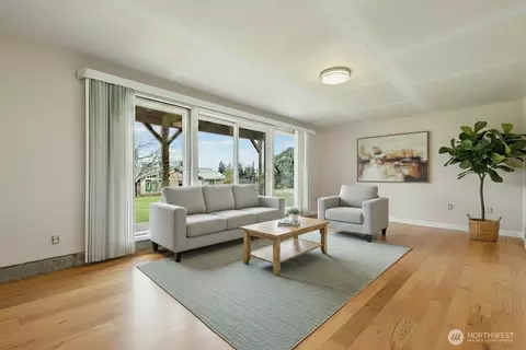 Living - 9029 Eastview Ave, Everett, WA 98208 photo 6 of 6