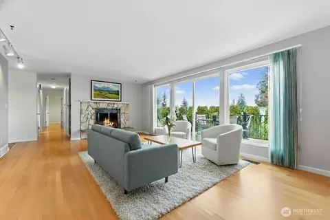 Living - 9029 Eastview Ave, Everett, WA 98208 photo 2 of 6